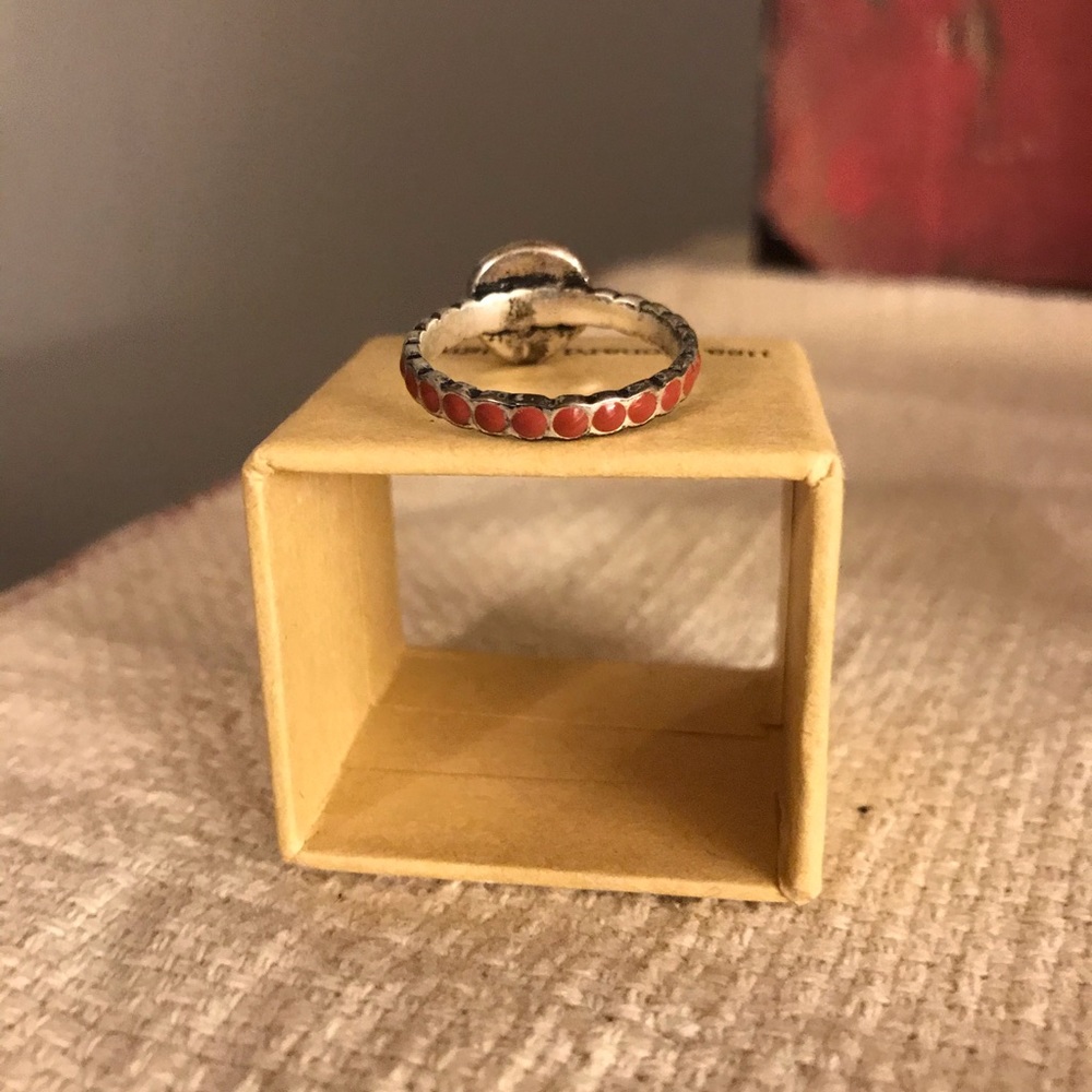 Ring - Picture 2 of 3
